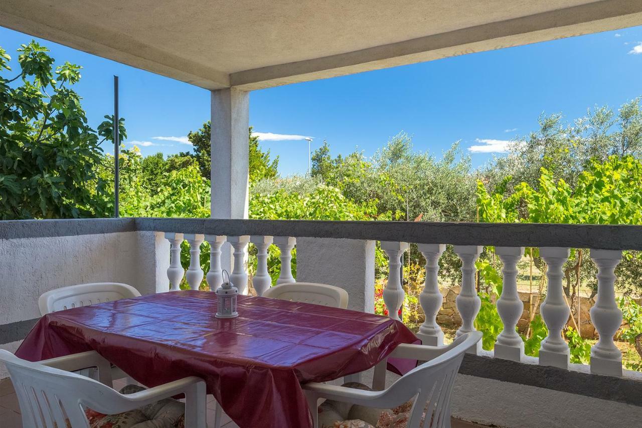 Apartman D&D, Dvorine 63 بنجول المظهر الخارجي الصورة