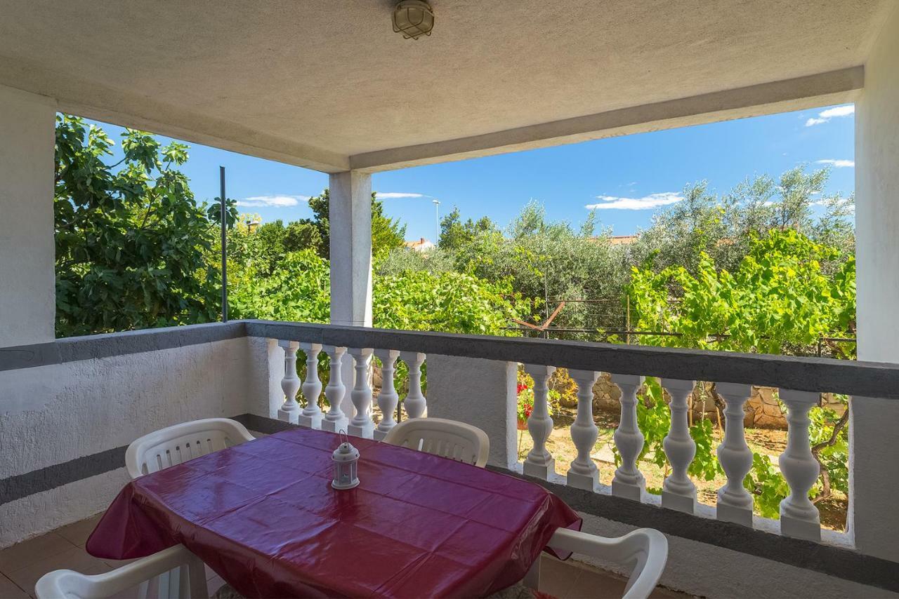 Apartman D&D, Dvorine 63 بنجول المظهر الخارجي الصورة