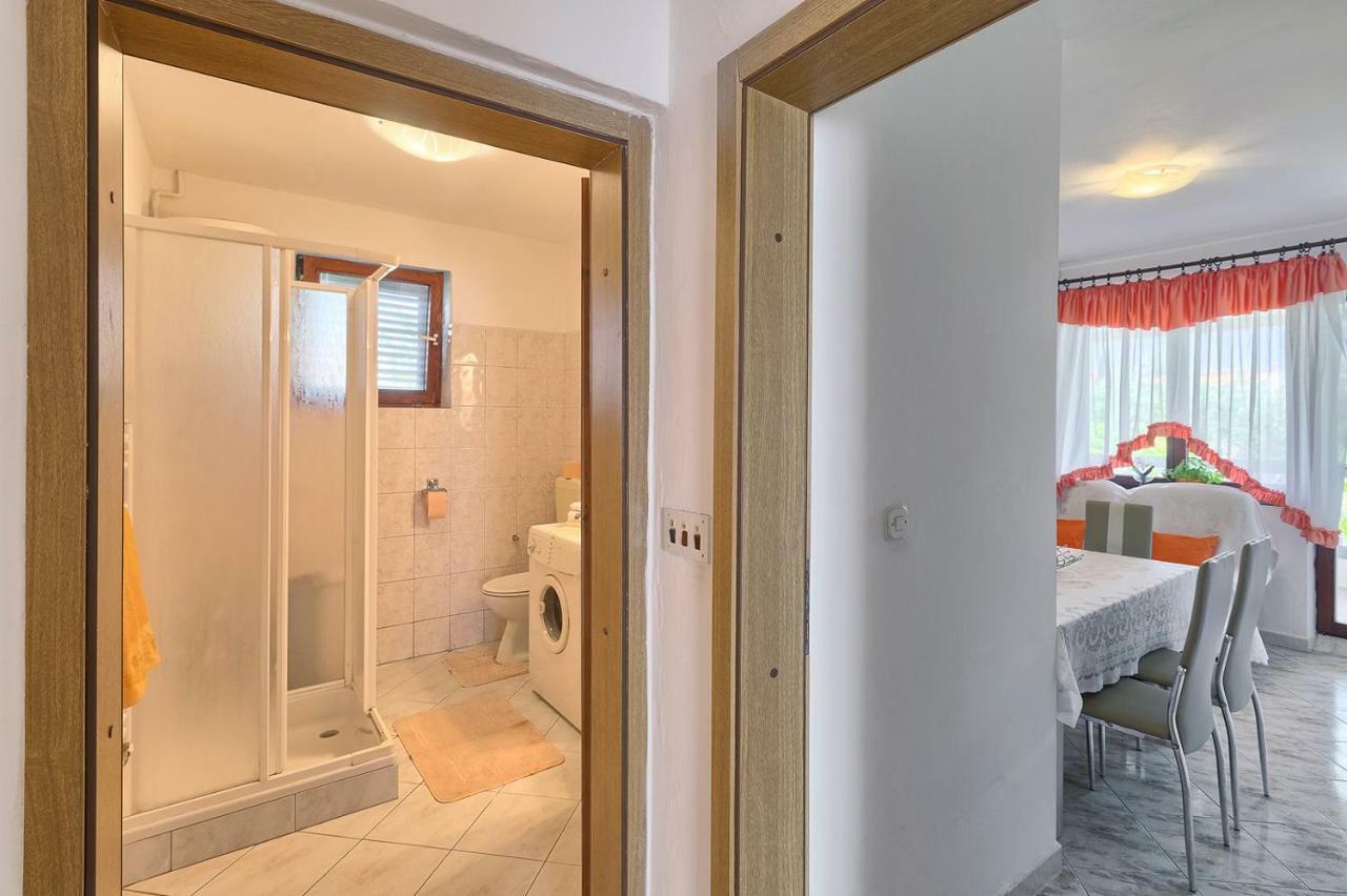 Apartman D&D, Dvorine 63 بنجول المظهر الخارجي الصورة